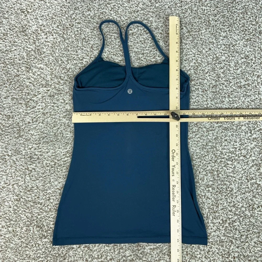 Lululemon Tank Top Womens 8 Blue Scoop Neck Camisole Built In Bra Yoga Gym Sport